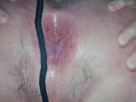 透到腰的丝袜张开 要不要舔我的逼？操我的穴？把精液射在我张开的洞口？那会很爽 我可以用手指或你的龟头尝尝 美味！ sg shower gay porn