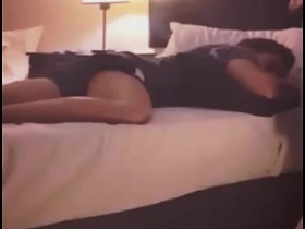 派对喝了几杯后 我直男好友想着他女友干了我 japanese sensitive gay porn