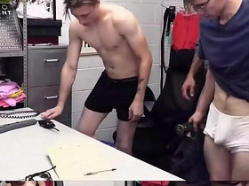 变态黑警Donovan Cox深喉猛操精壮少年Nico Nova - 少年犯系列 asian male sex videos gay