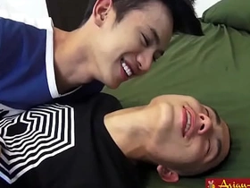 亚洲美少年-MOSS与TAEH-水中嬉戏 asian gay porn bdsm