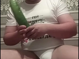 一个道德解放的基佬把他被爆菊的大屁股视频泄露到网上！ asian muscle fuck gay porn