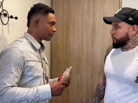 黑人邻居用大鸡巴操我屁眼 vadim chinese bareback gay porn