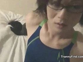 亚洲变装人打飞机 chubby japanese gay porn