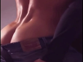 看我上司在酒吧喝几杯后回家前怎么操我——他老婆还在家 gay sex videos asian pakistani