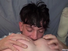 爱尔兰橄榄球猛男狂操饥渴英国小混混 korean gay porn boyfriendtv