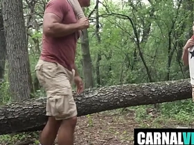 屋檐下第4章 夏日终曲 Dillon Stone, Logan Cross gay porn japan gif