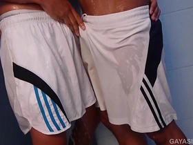 变态亚洲嫩屌Nick和Ray无套乱搞 beefy korean gay porn