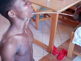 非洲黑人同志无套内射兼放尿 daddy asian gay porn