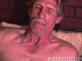 熟男斯诺撸管 pinoy gay porn bagets