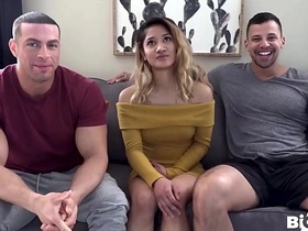 100斤亚裔被两个健美壮汉操烂 chinese big cock gay porn