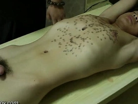 健美亚洲男孩被滴热蜡 asian dads gay sex videos