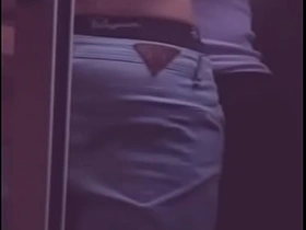 派对回来后趁女友睡着和兄弟偷情 japan swim gay porn