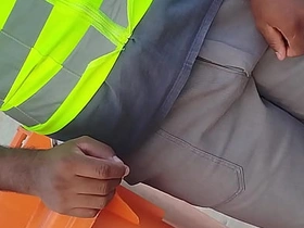 把饥渴工人带回家 singapore hot gay porn