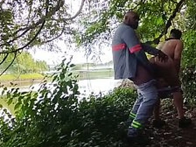 工人在草丛里狂干老外墨西哥佬 asian gay sex videos village