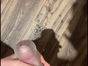 嫩骚0自慰到边缘 超大刺激 硬核大屌射精 bwc asian gay porn