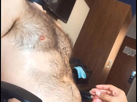 性感水獭男伊森III - 清晨挤奶V切片段/抢先看 hot asian boys gay sex videos