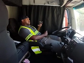 在路上自慰 asian gay couple porn