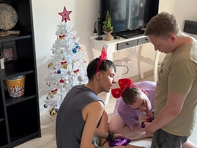 瘦猴0号狂操我屁眼 男友同时颜射我 asian gay sex videos in