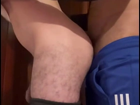 在老板儿子房间里偷偷操他 japanese gay porn fisting