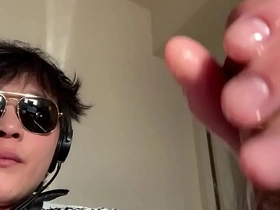 亚洲自拍打飞机 gay porn twins chinese