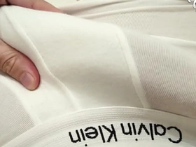 [羞辱&尿尿] 法国佬把你变成骚货并在你逼里撒尿！ taiwan handsome gay porn