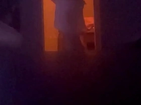 监控拍下瘦弱少年被发情继父弄醒 快速激烈的一顿操作：打屁股、口交、踩踏、坐脸 roman chinese gay porn