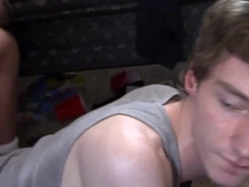 滑进去舔肛 asian gay teen sex videos