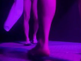 健身房公共淋浴间抓拍素人-一个硬了打飞机速射走人 另一个在撒尿 korean porn gay video