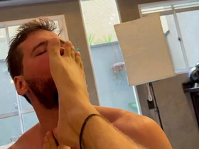 去朋友家串门 结果搞成这样 / 完整版XVIDEOSRED或SHEER / 订阅频道 gay japan hot porn