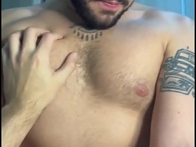 给我兄弟的骚屁眼嗦爽了 japanese gay porn coach