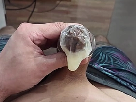 把避孕套灌满精液 japanese scat gay porn