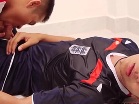 亚洲猛男被小便同性口交后无套 japanese office porn gay