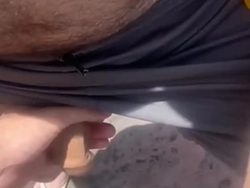 在小路上接老爸子的浓精 asian cowboy gay porn