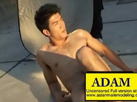 亚裔男模Adam gay porn japan public