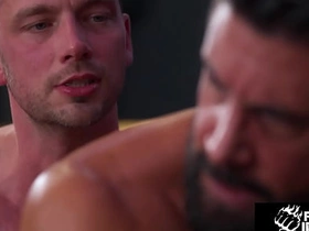 Damon Heart和Justin Jett在FistingInferno的重口拳交片 hot south asian gay sex videos