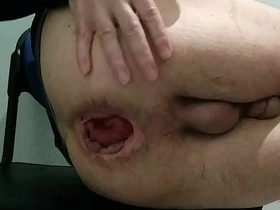 拍完300部肛交片後曬臀 還被巨物狠狠插入 chinese gay porn cute