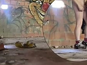 两个素人男孩在废弃大楼里偷欢被拍 cutler x chinese gay porn