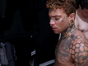 大学兄弟会群P狂欢 chinese cook gay porn