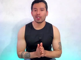 7-11大雕店员凌晨在仓库后门狂操弱气男店员·性爱实录 japanese businessman gay porn