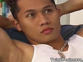 性感亚洲小受爱自慰 hot asian sex gay videos