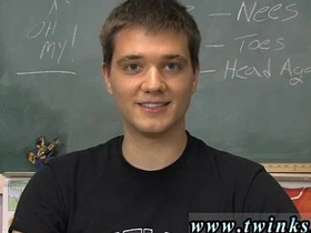 亚洲嫩男免费电话性爱号码 Jordan Dallas正坐着 japan gay porn daddy